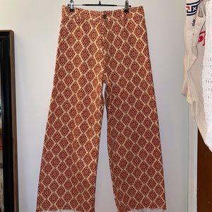 Zara Patterned Straight Jeans